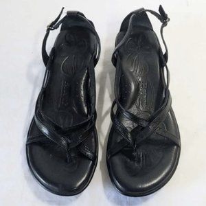 Born Strappy Black Leather Thong Sandals * Size 7 * EUC